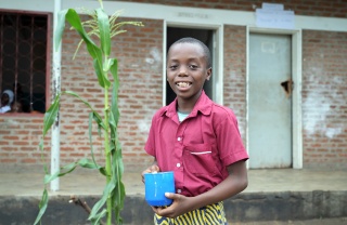child hunger and the impact of drought in Malawi